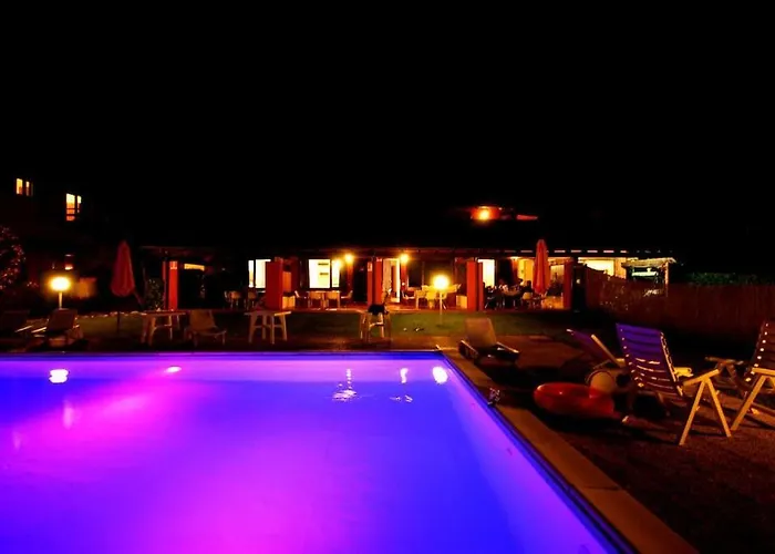 — Pool — Idro Vesta