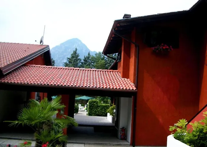 — Pool — Idro *