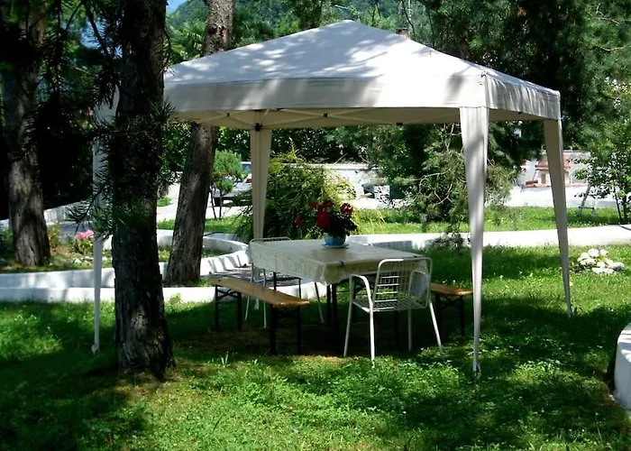 — Pool — Idro Σπίτι διακοπών *
