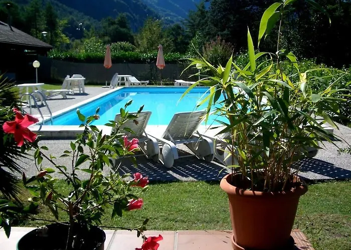 — Pool — Idro