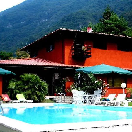 — Pool — Idro Holiday home Vesta